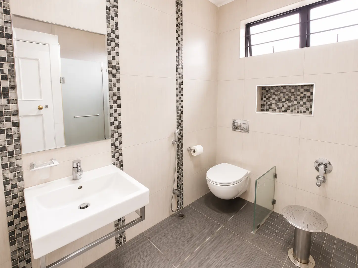 Guest bathroom vanity
